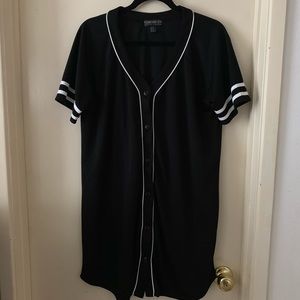 Sporty T-shirt dress